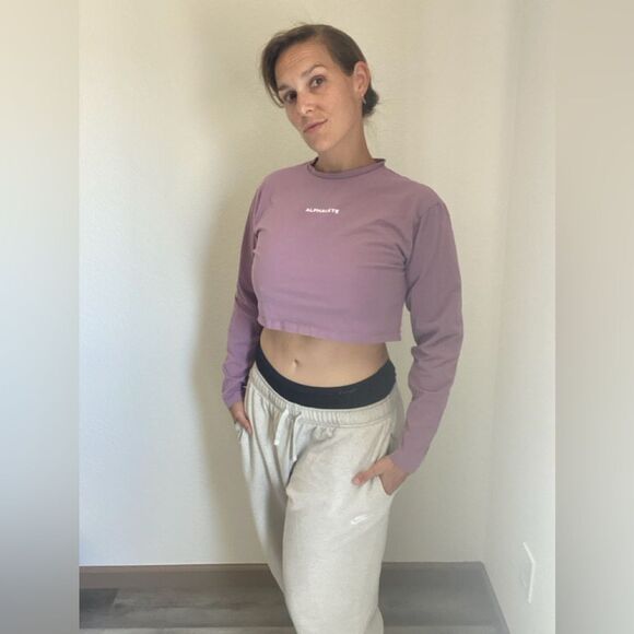 Alphalete Lifestyle Crop Top Cotton Long Sleeve Purple Small Gym - Picture 1 of 10